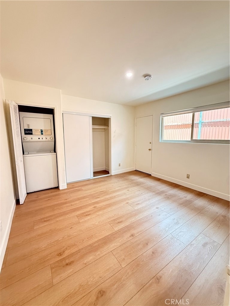 1651 Golden Gate Ave - Photo 3