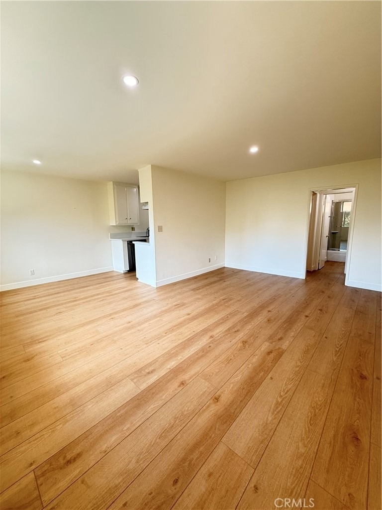 1651 Golden Gate Ave - Photo 5