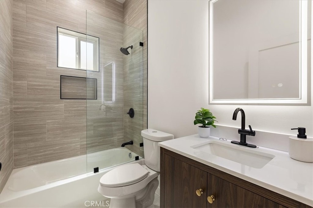642 E Fairview Boulevard - Photo 18