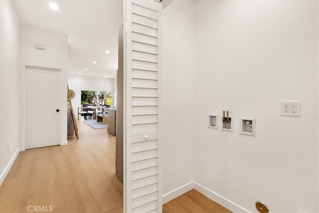 642 E Fairview Boulevard - Photo 10