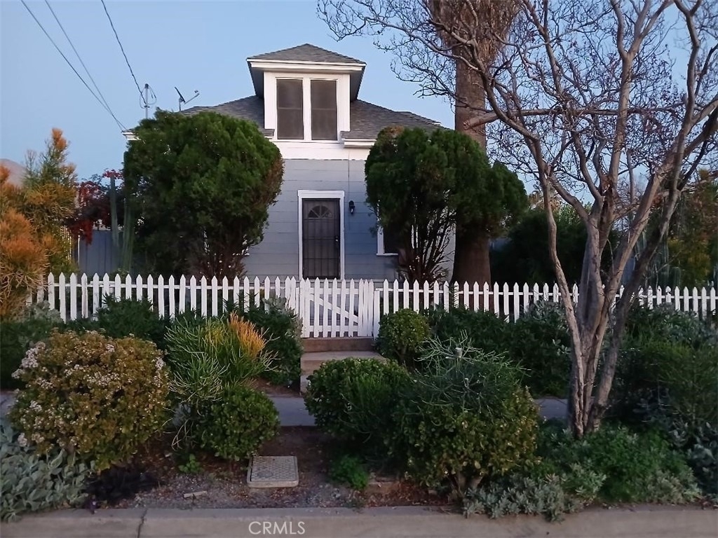 2111 Orange Street - Photo 0