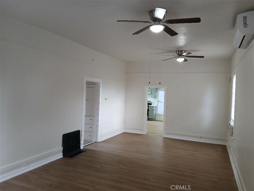 2111 Orange Street - Photo 3