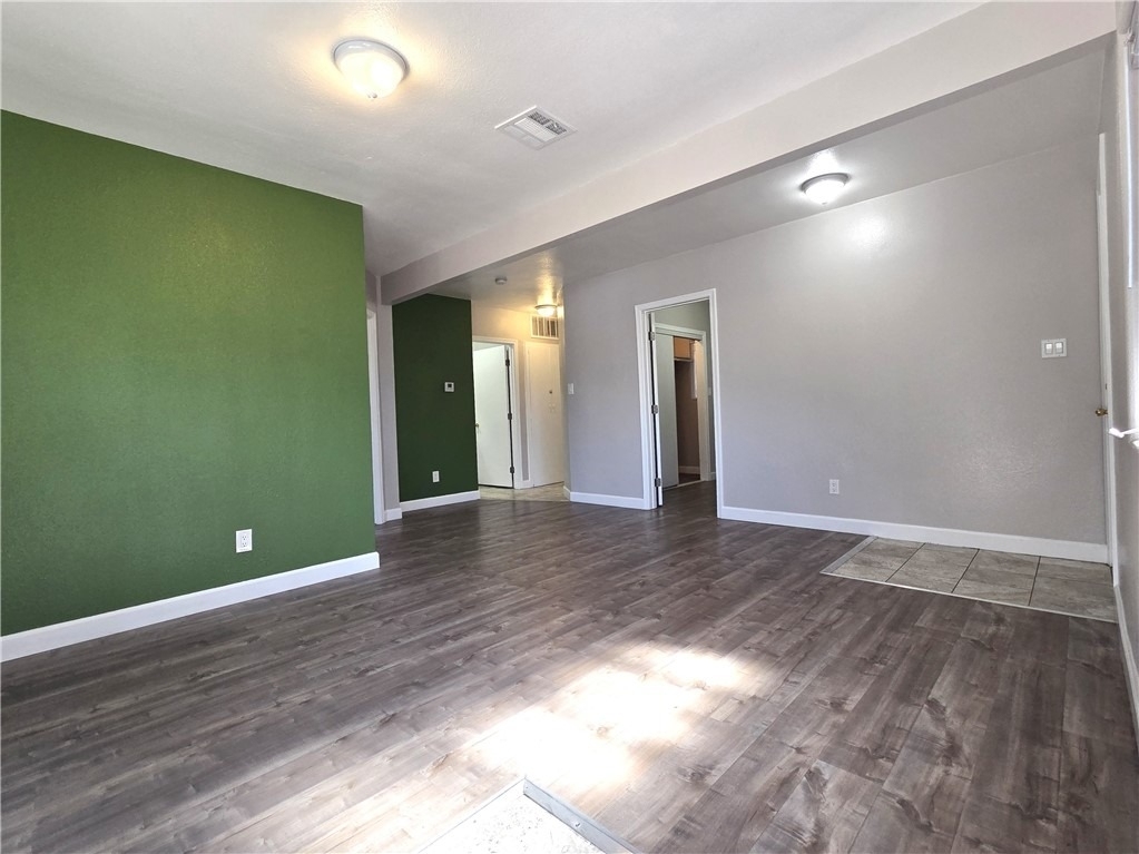 5448 Pomona - Photo 2