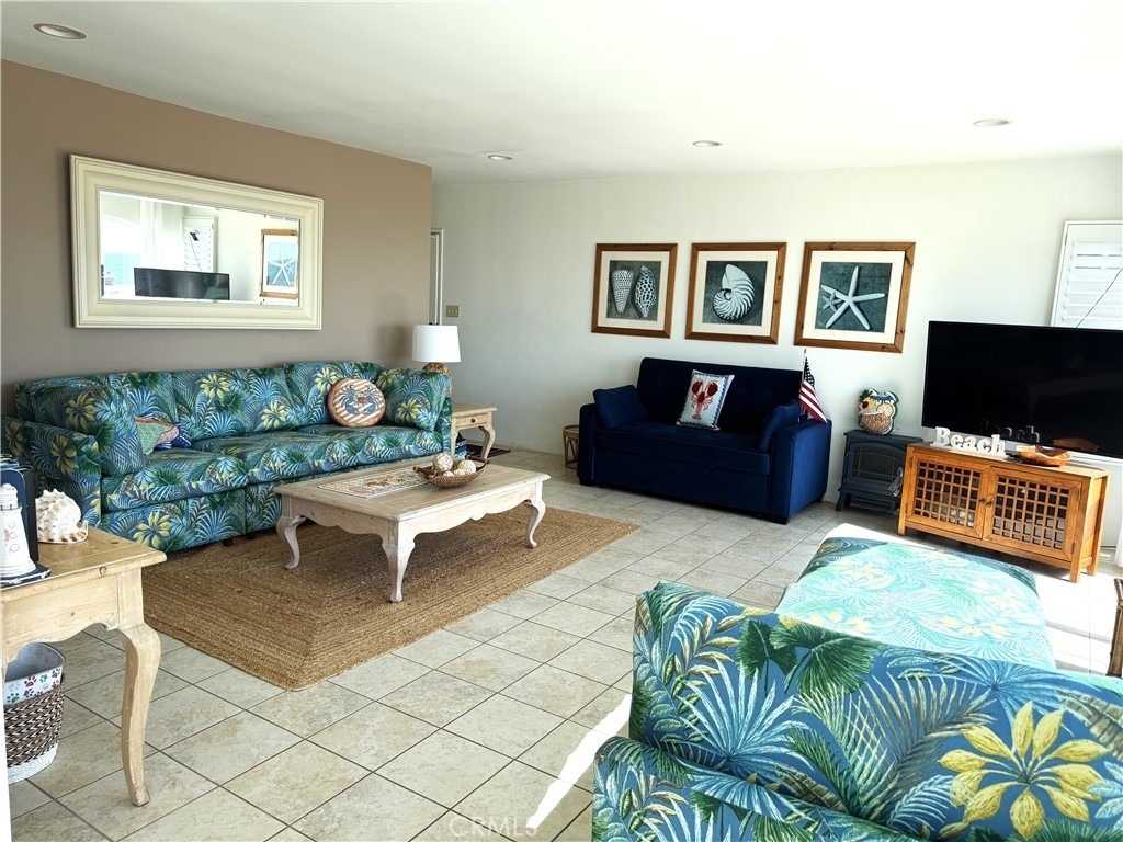 1319 Seal Way - Photo 9