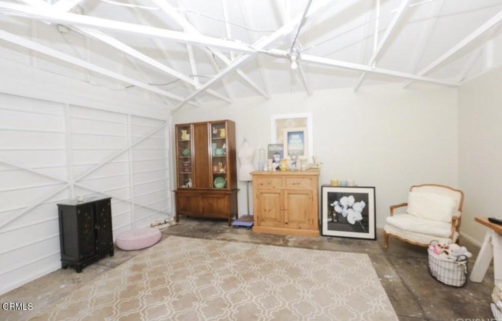 2040 Queensberry Road - Photo 14