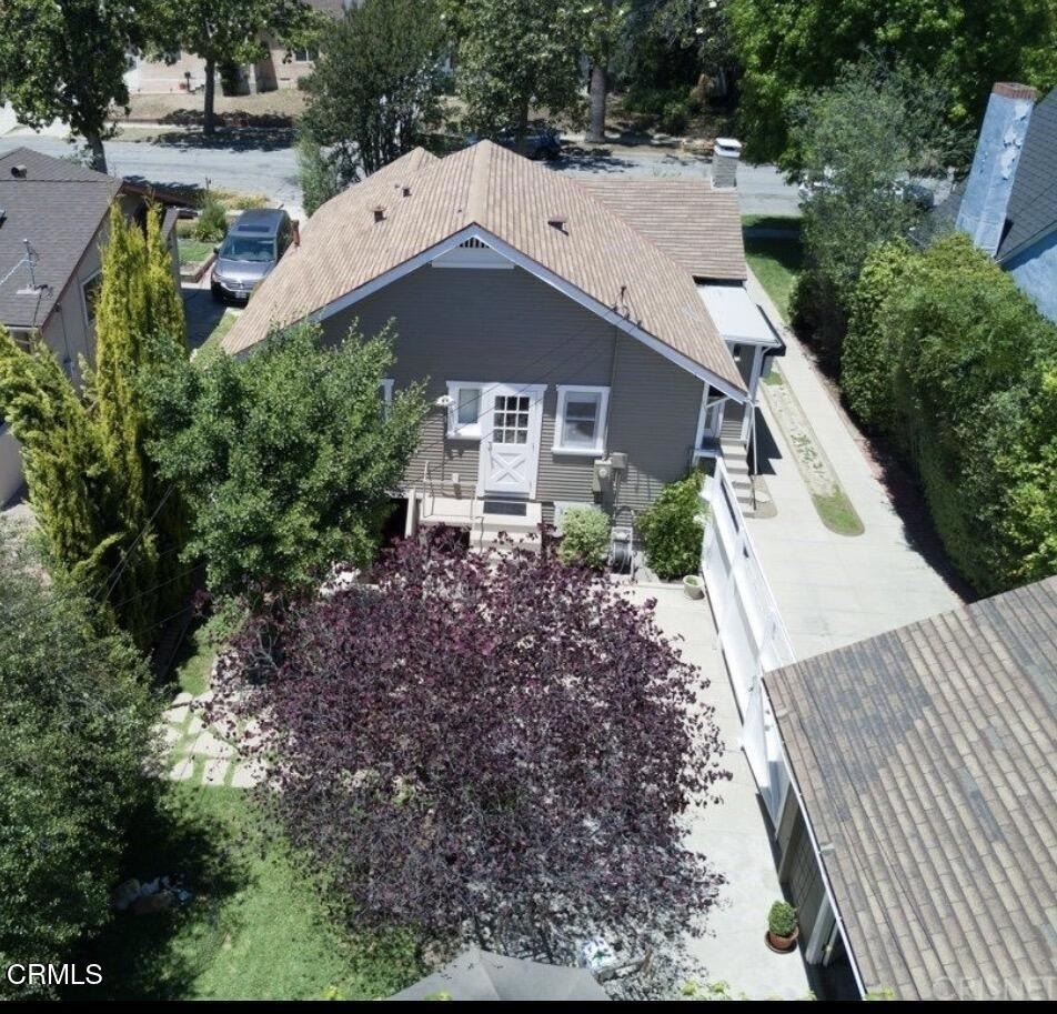 2040 Queensberry Road - Photo 16