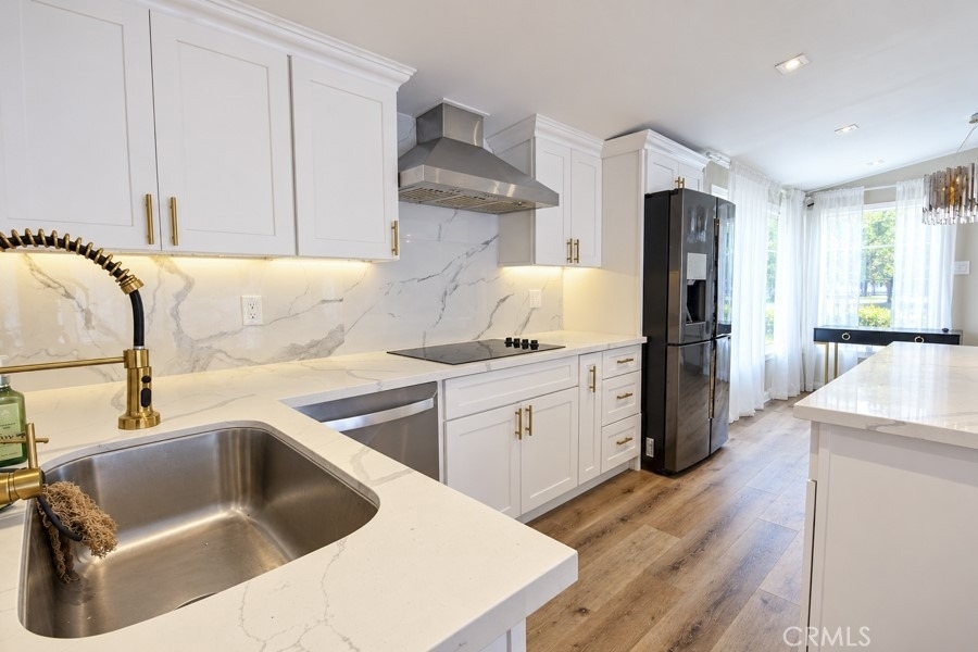 660 Beach Street - Photo 6