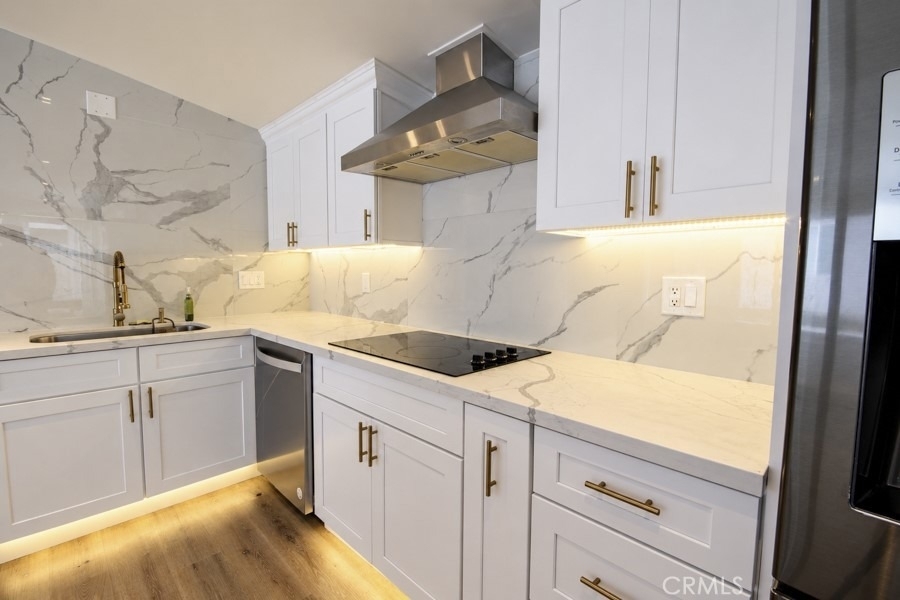 660 Beach Street - Photo 12