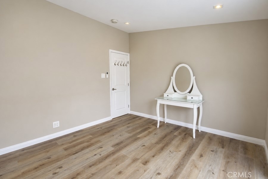 660 Beach Street - Photo 27
