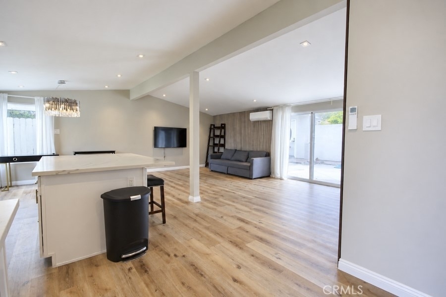 660 Beach Street - Photo 3