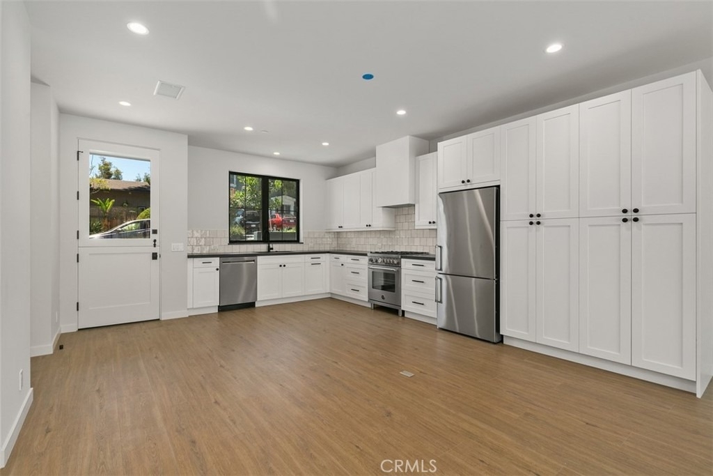 28832 Shady Place - Photo 5