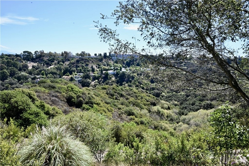 2726 Casiano - Photo 37