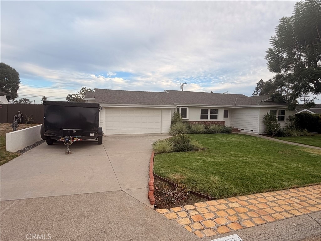 12772 Elizabeth - Photo 1