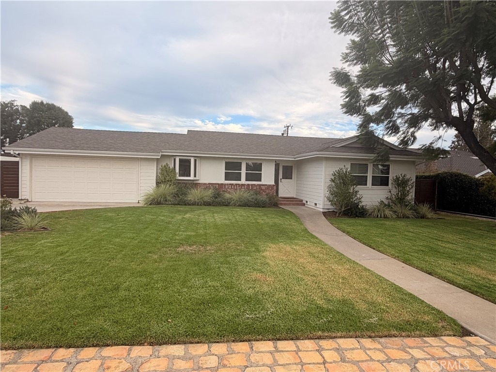 12772 Elizabeth - Photo 2