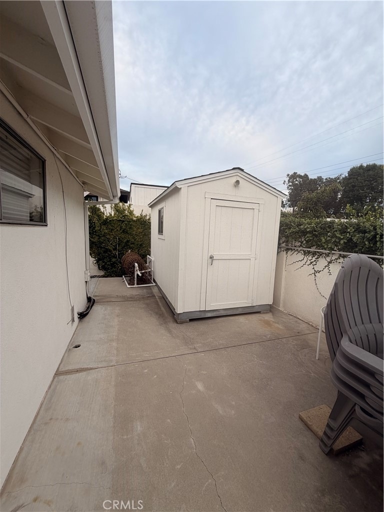 12772 Elizabeth - Photo 33