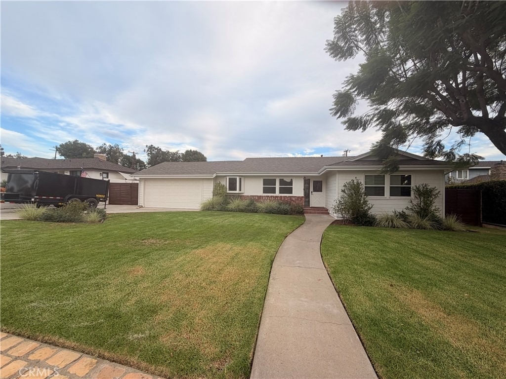 12772 Elizabeth - Photo 5