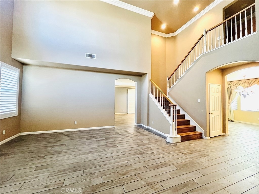 8740 Lodgepole Lane - Photo 6