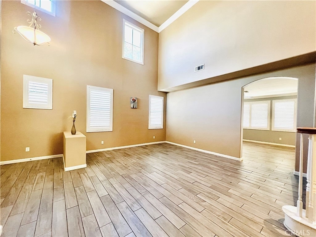 8740 Lodgepole Lane - Photo 4