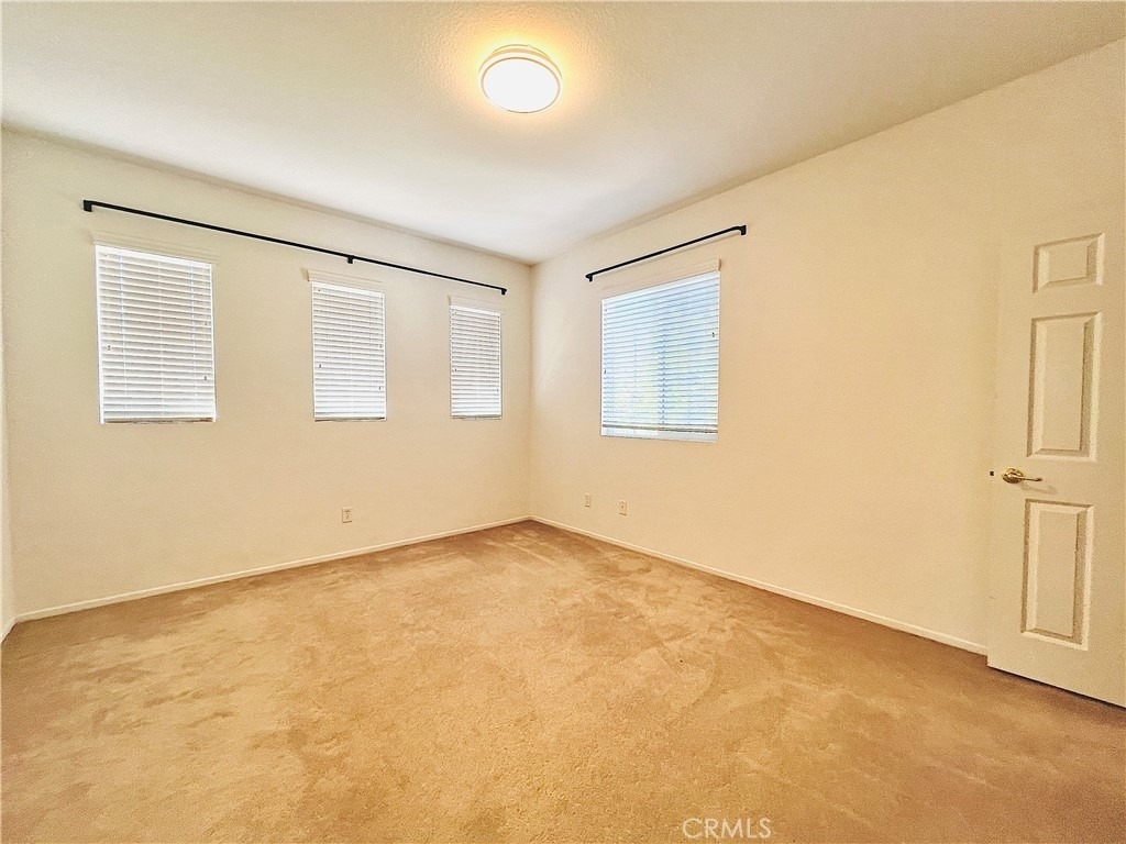 8740 Lodgepole Lane - Photo 36