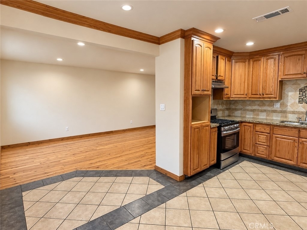 7881 Claybeck Avenue - Photo 20