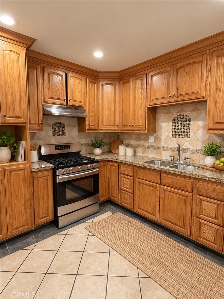 7881 Claybeck Avenue - Photo 4