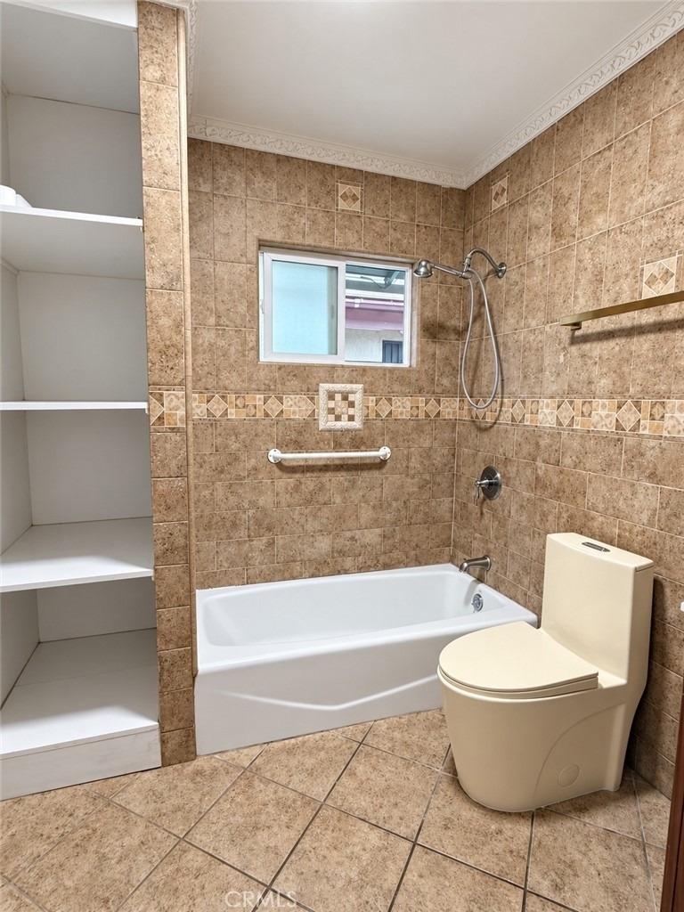 7881 Claybeck Avenue - Photo 18