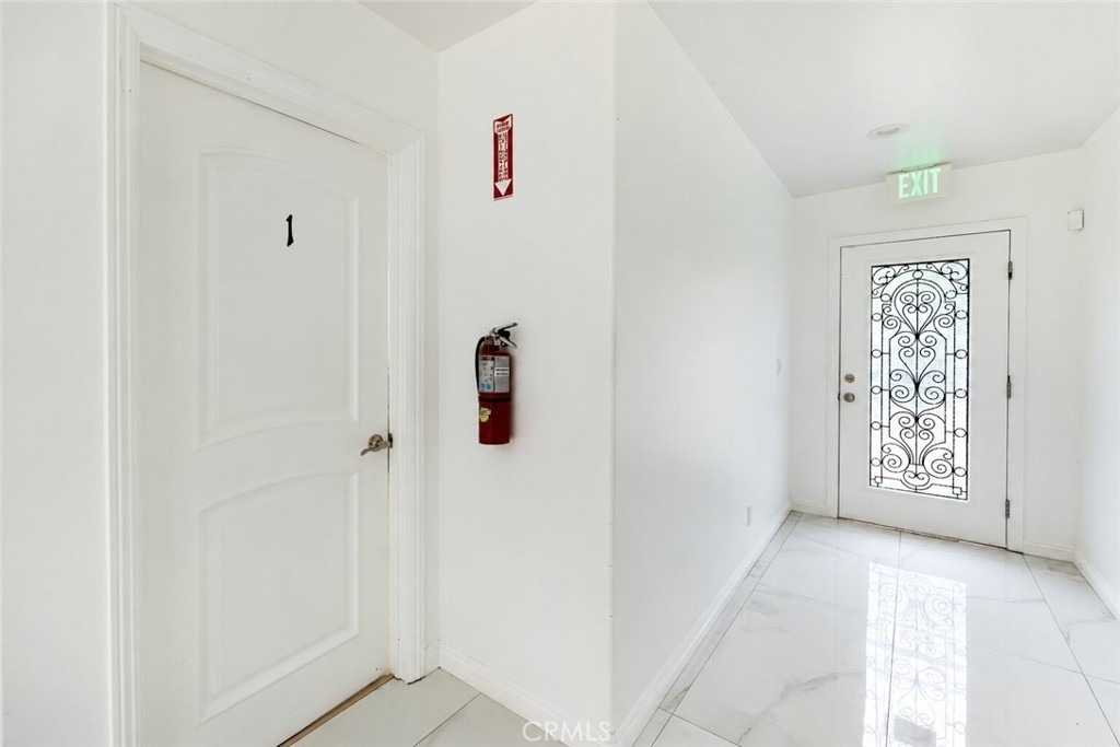 7035 Calhoun Avenue - Photo 13