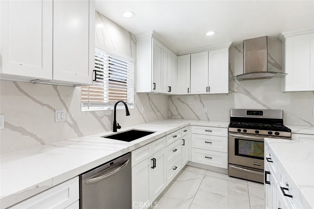 7035 Calhoun Avenue - Photo 6