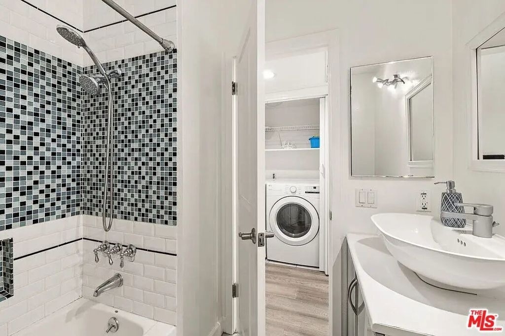1443 25th Street - Photo 5