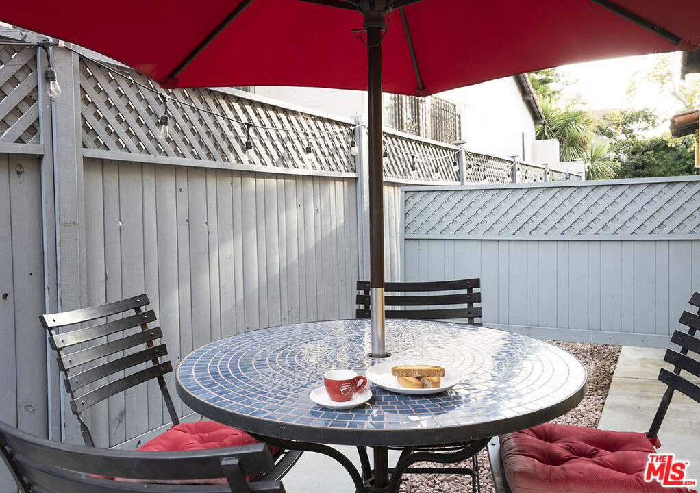 176 N Orange Drive - Photo 35