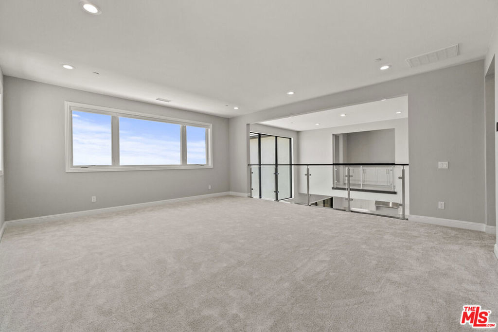 20348 W Marlow Lane - Photo 29