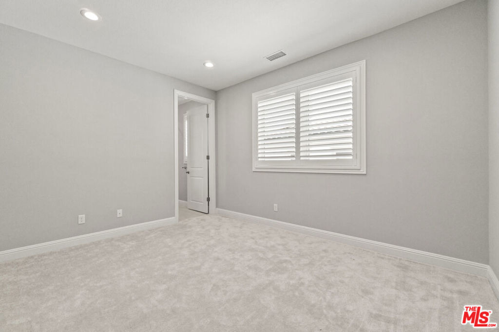 20348 W Marlow Lane - Photo 24