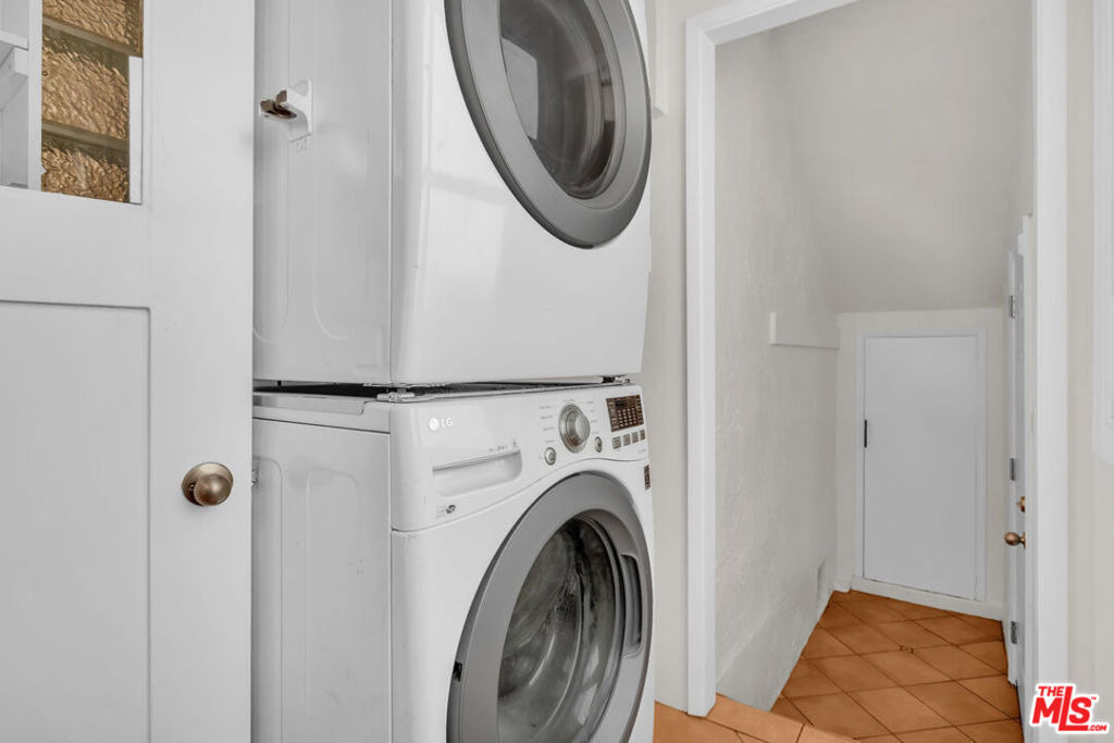 8349 W 4th Street - Photo 17