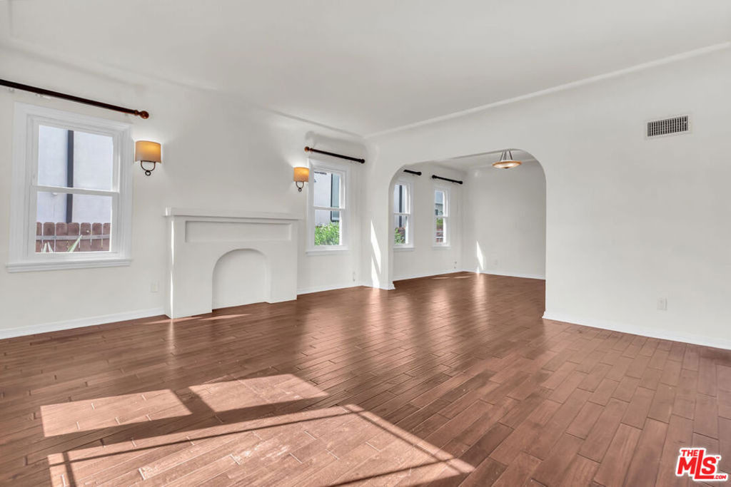 8349 W 4th Street - Photo 1