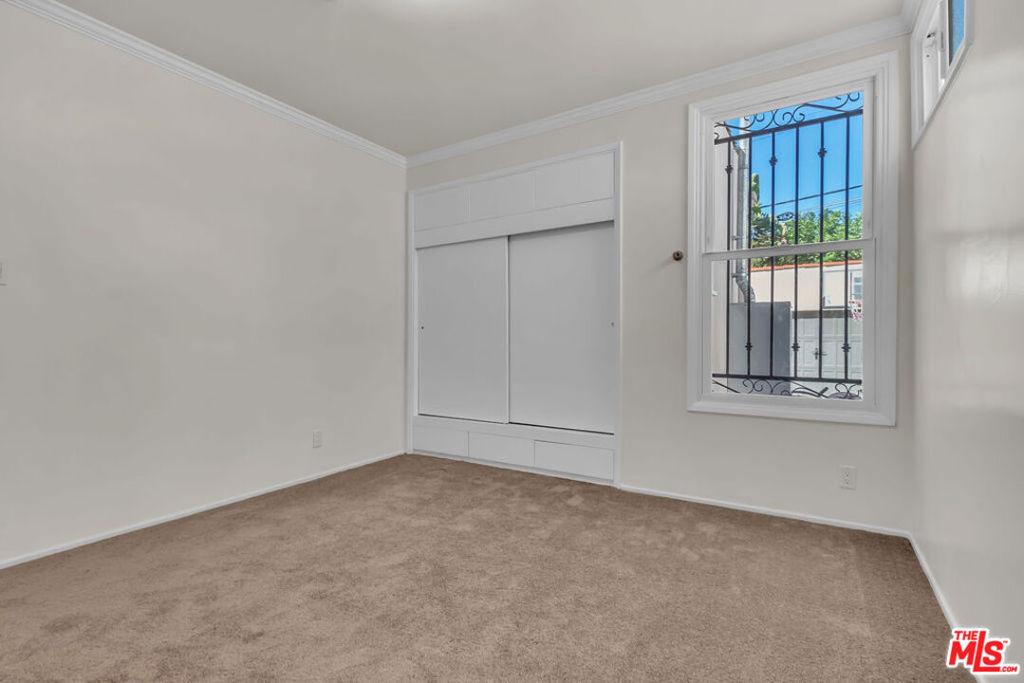 8349 W 4th Street - Photo 32