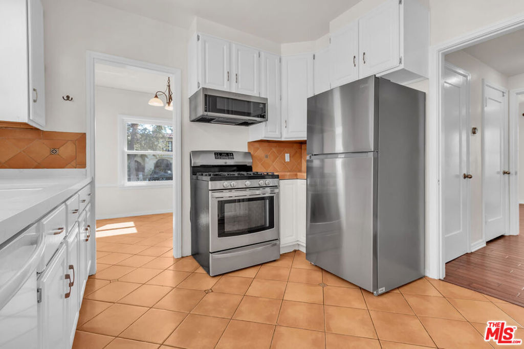 8349 W 4th Street - Photo 12