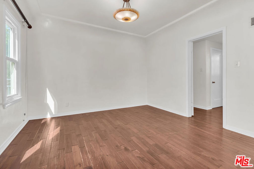 8349 W 4th Street - Photo 5