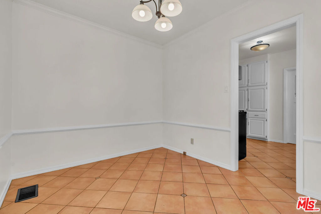 8349 W 4th Street - Photo 14