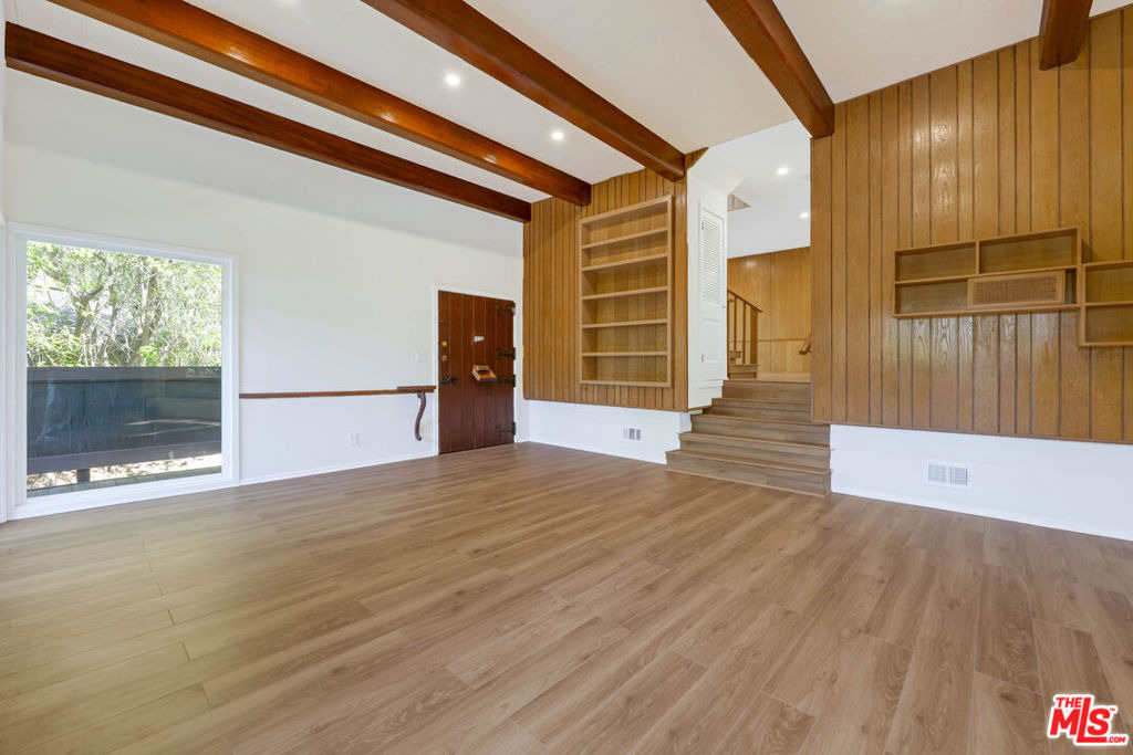 3602 S Lankershim Boulevard - Photo 8