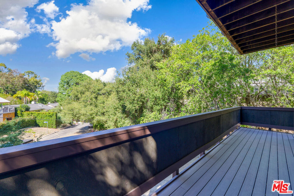 3602 S Lankershim Boulevard - Photo 13