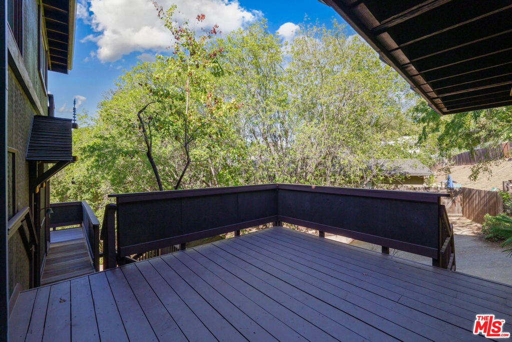 3602 S Lankershim Boulevard - Photo 5