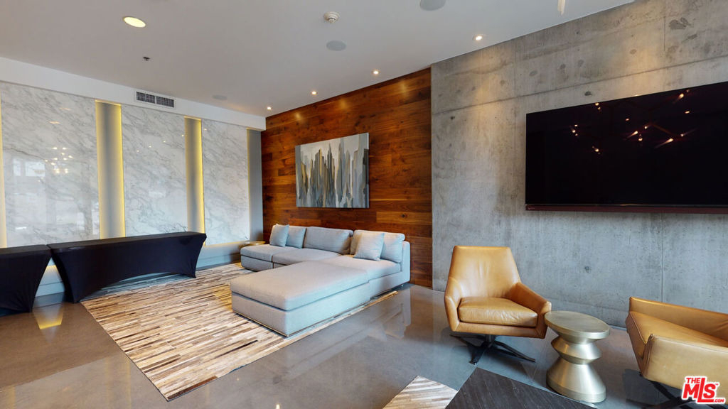 1111 S Grand Avenue - Photo 23