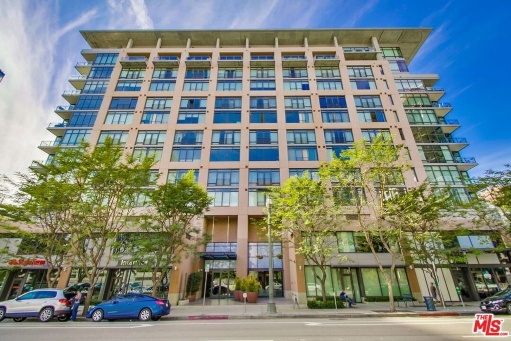1111 S Grand Avenue - Photo 29