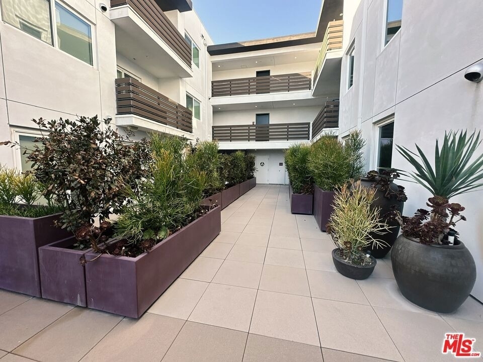 5825 Cameford - Photo 26