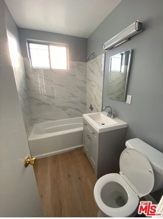 218 E 81st Street - Photo 6