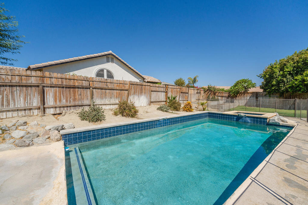 44435 Buttercup Lane - Photo 36