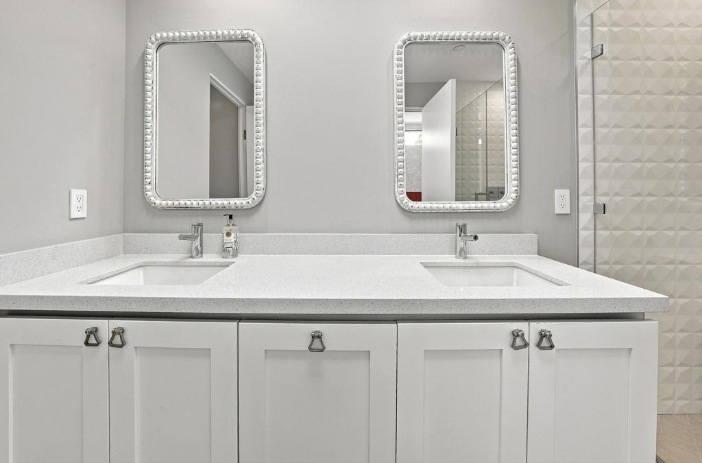 1000 Surrey Lane - Photo 33
