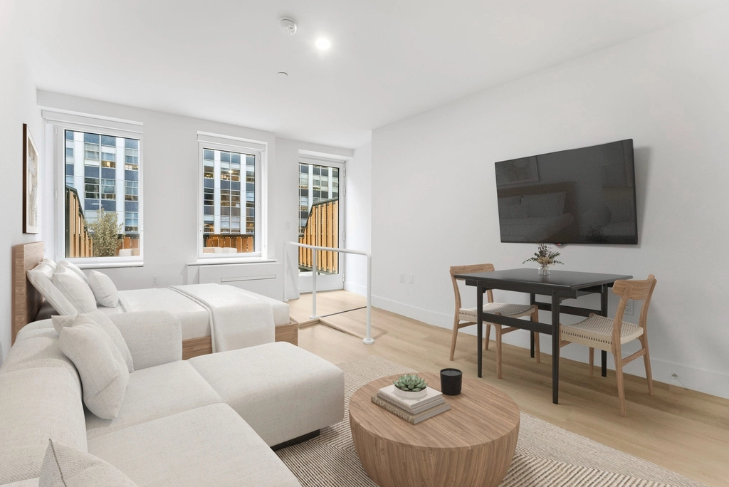 55 Broad Street - Photo 1