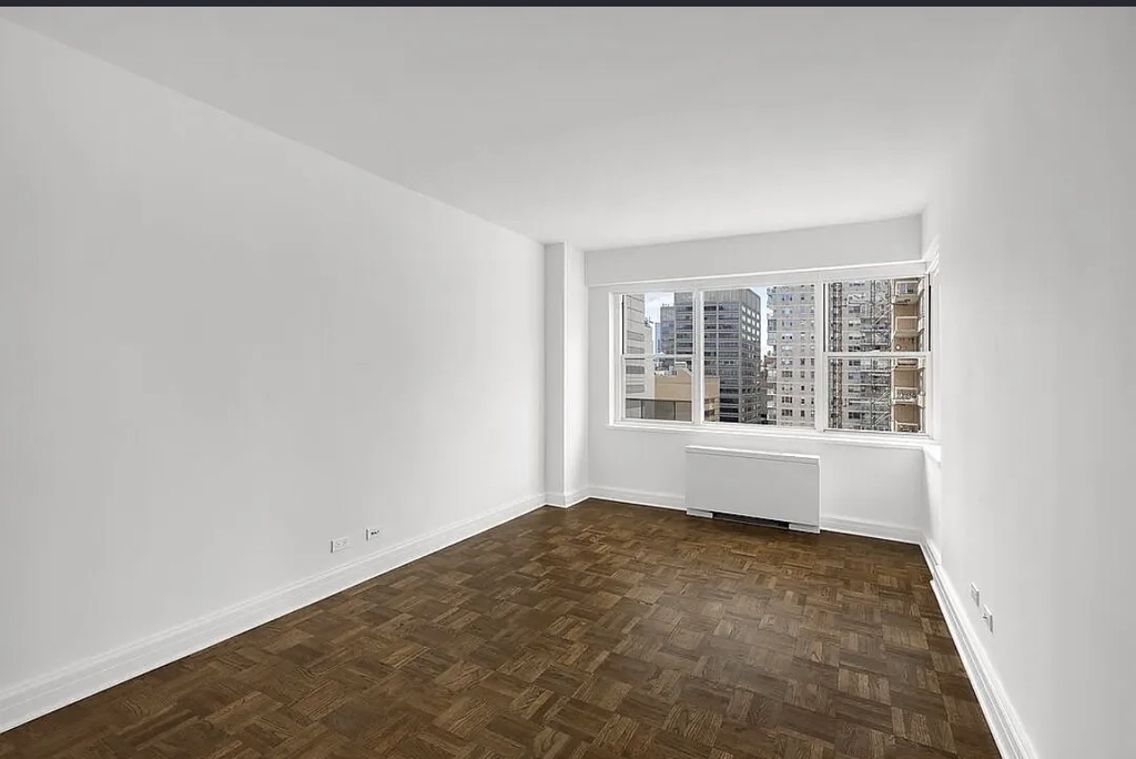 East 68 street and 2nd Ave  - Photo 7