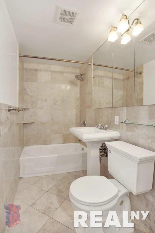 W 50th St - Photo 2